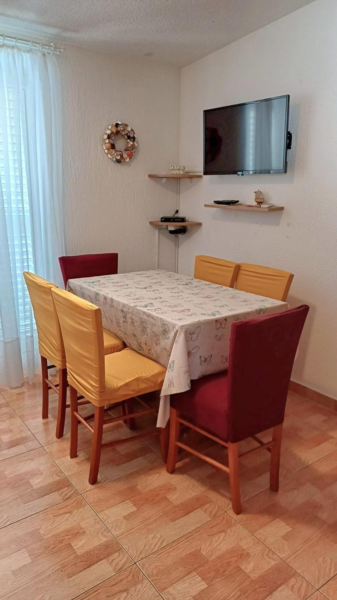 ויר Apartmani Mira מראה חיצוני תמונה