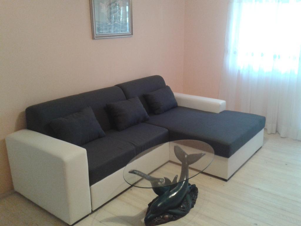 ויר Apartmani Mira מראה חיצוני תמונה