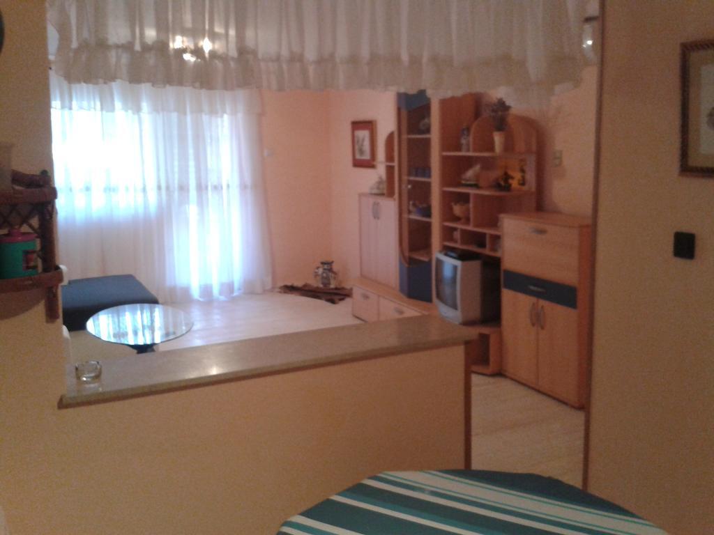 ויר Apartmani Mira מראה חיצוני תמונה